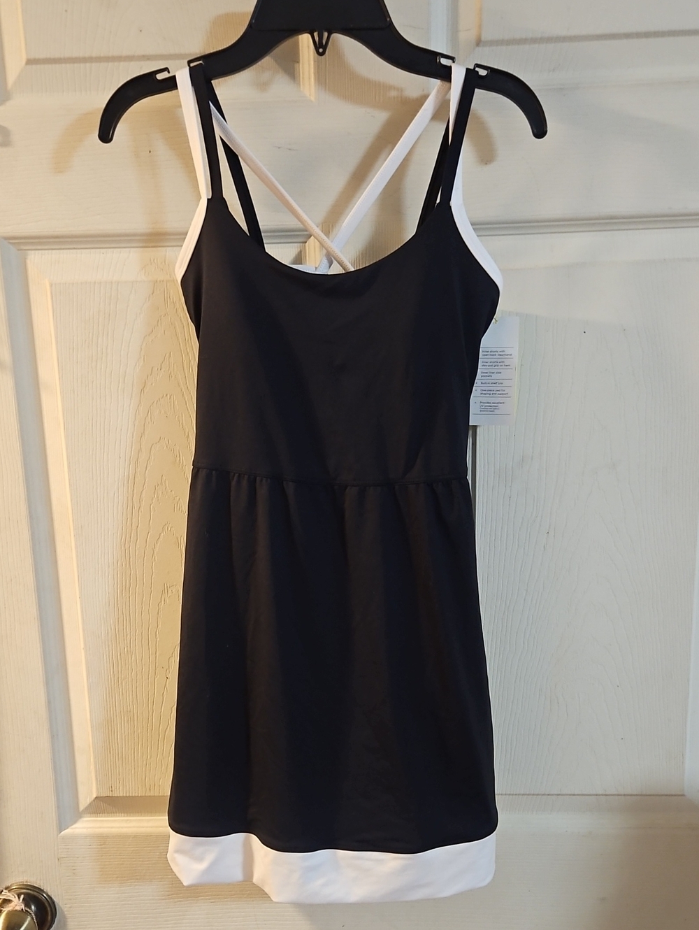 ALL IN MOTION ATHLETIC DRESS: BLACK/WHITE: NEW WITH TAGS: SIZE XS